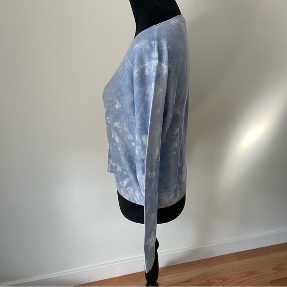 Autumn Cashmere Blue Purple Printed Tie Dye Pure Cashmere Pullover Sweater EUC S - Picture 2 of 7